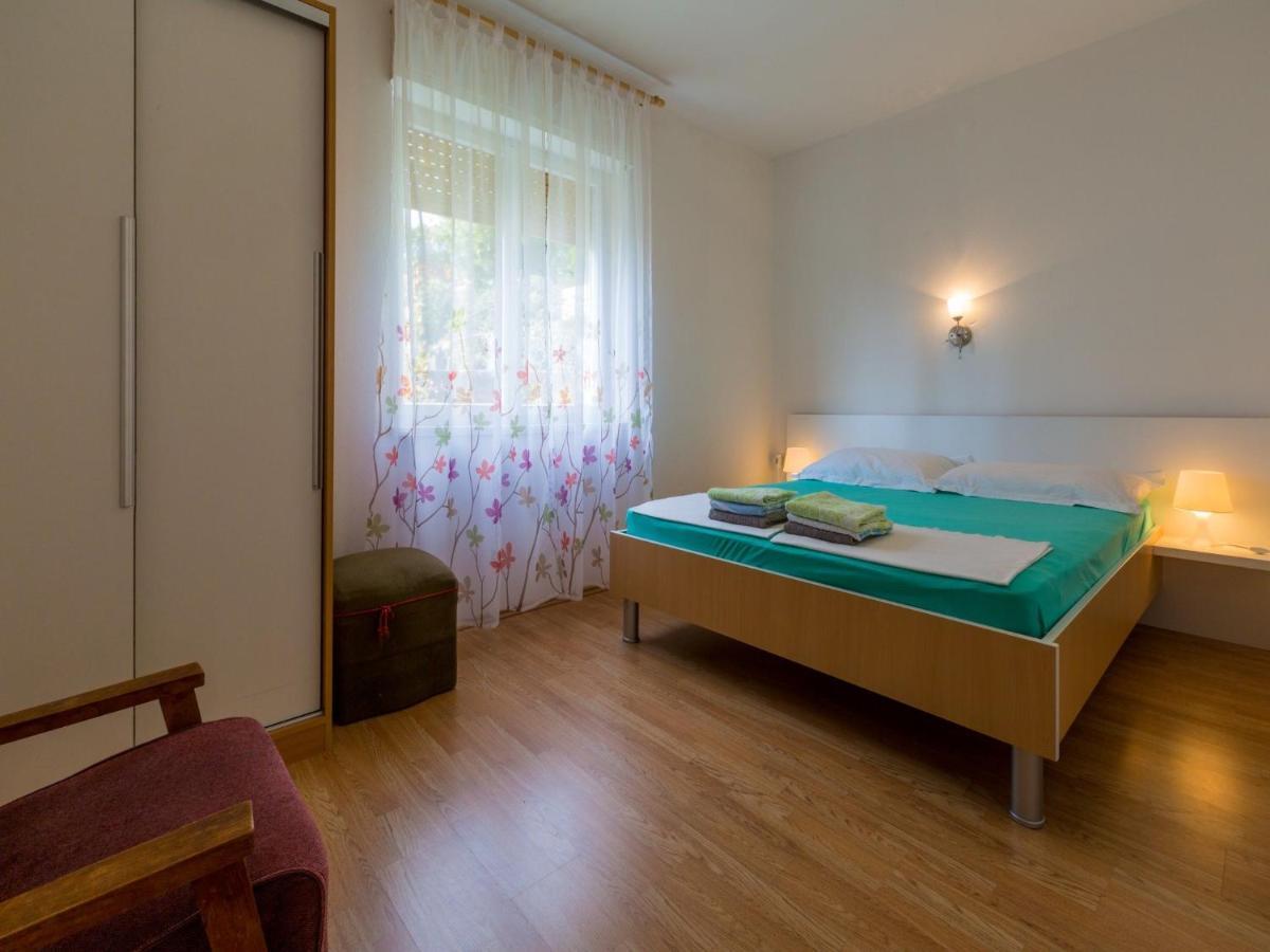 Apartment Mia Криквеница Екстериор снимка