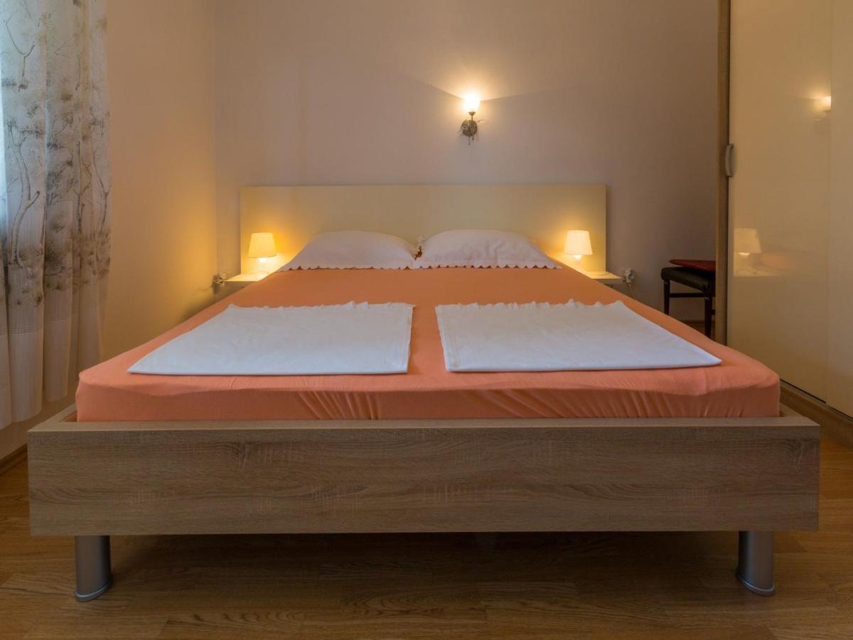 Apartment Mia Криквеница Екстериор снимка